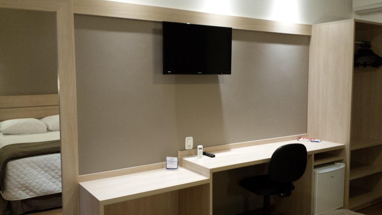 Executivos Hotel Cruz Alta Ngoại thất bức ảnh